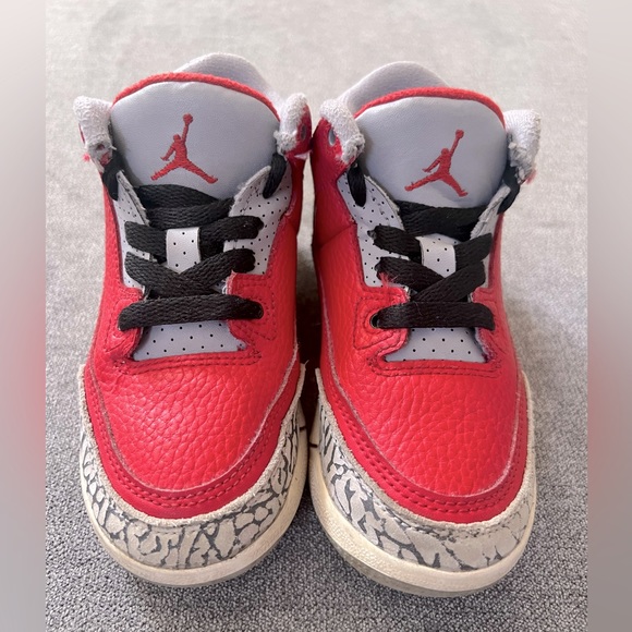 Kids Nike Air Jordan 3 Retro Red - Size 10.5C - Picture 7 of 7